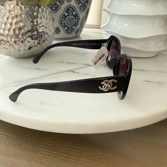 CHANEL 5468-B 1705/S1 Burgundy Gradient Sunglasses - Picture 3 of 7